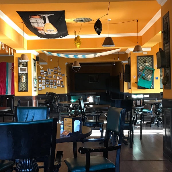 Джаз-бар дом 7. Джаз бар шумейко. Ирландский паб mollie's москва. Ресторан пивоварня. Паб диккенс спб.