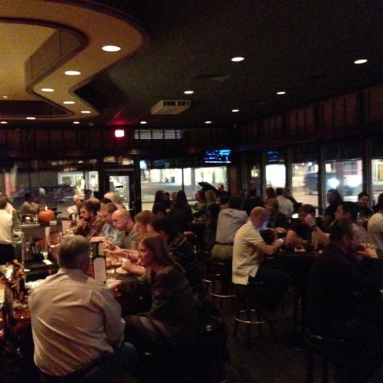 10/19/2012 tarihinde Jan K.ziyaretçi tarafından Sullivan&#39;s Steakhouse'de çekilen fotoğraf