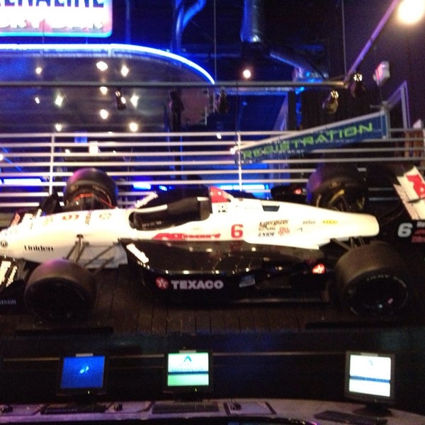 Das Foto wurde bei Andretti Indoor Karting &amp; Games Roswell von Andrew R. am 6/16/2013 aufgenommen