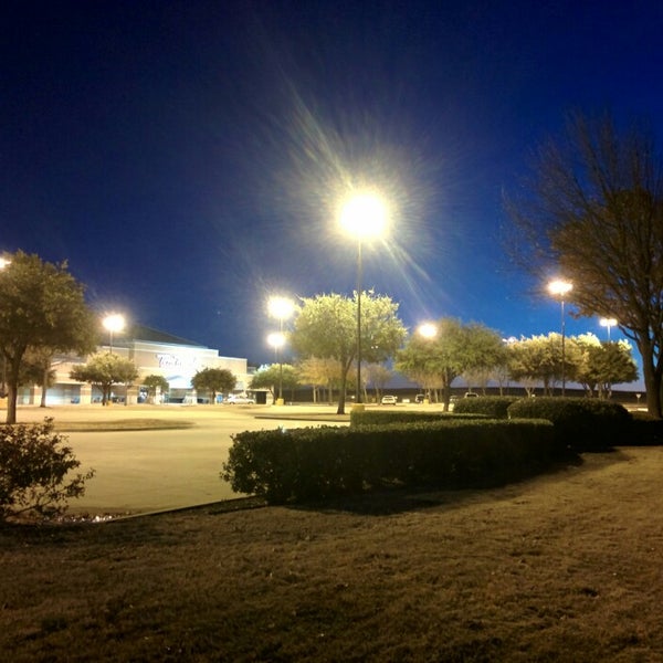 Tom Thumb (Now Closed) Grocery Store