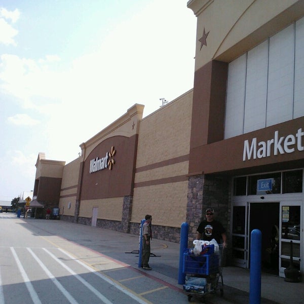 Walmart Supercenter Hipermarket