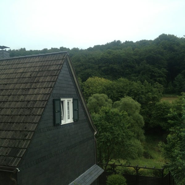 Der grund. Джером пауэлл печатает доллары. Der grund. Der grund. Der grund.