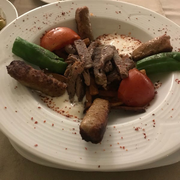 1/11/2018 tarihinde Kamil U.ziyaretçi tarafından Rumeli Baharı Restaurant'de çekilen fotoğraf
