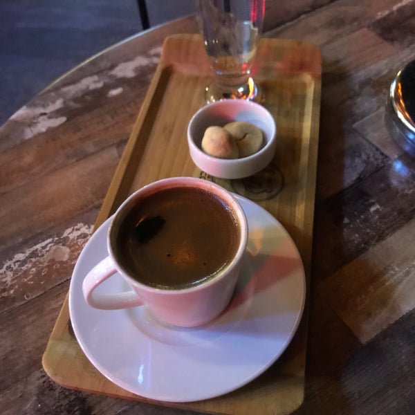 Foto tirada no(a) Onika Coffee por Kamil U. em 5/6/2019