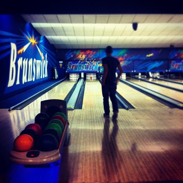 Залы Brunswick боулинг