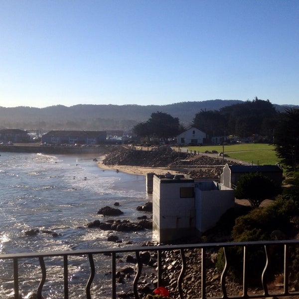 รูปภาพถ่ายที่ Monterey Bay Inn โดย Nigel F. เมื่อ 11/5/2013