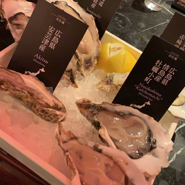 Photo taken at THE CAVE DE OYSTER TOKYO by taku on 10/3/2019