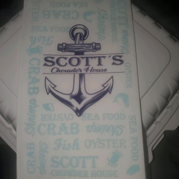 Foto tirada no(a) Scott&#39;s Seafood por Stella B. em 2/25/2021