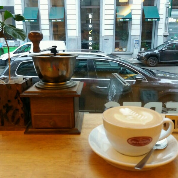 11/13/2016에 Eirini A.님이 Bocca Moka Coffee &amp; Bagel House에서 찍은 사진