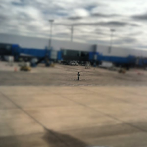 Evans Terminal Havaalanı Terminali