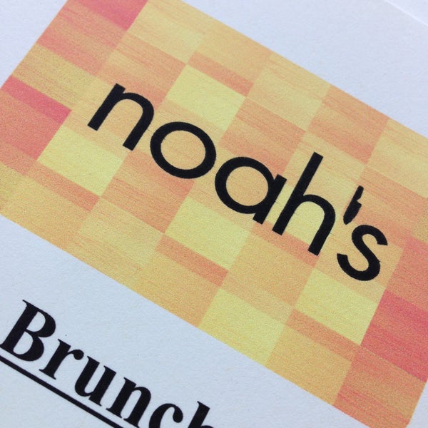 รูปภาพถ่ายที่ Noah&#39;s โดย Sean Q. เมื่อ 4/14/2013
