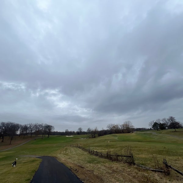 Foto tirada no(a) Cog Hill Golf And Country Club por Andrew B. em 12/25/2023