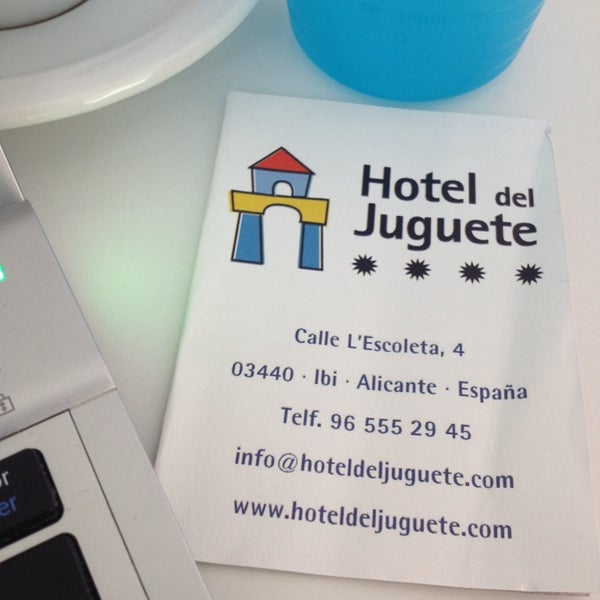 Снимок сделан в Hotel del Juguete пользователем Cristina R. 10/21/2014
