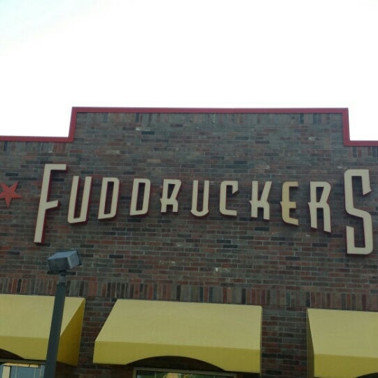 Photo taken at Fuddruckers by Rich L. on 4/21/2015