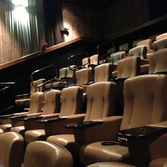 Cobb Plaza Cinema Café 12 Central Business District'de Sinema