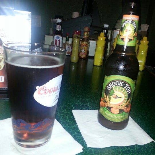 Photo taken at Bru&#39;s Room Sports Grill - Delray Beach by asmara on 10/17/2012