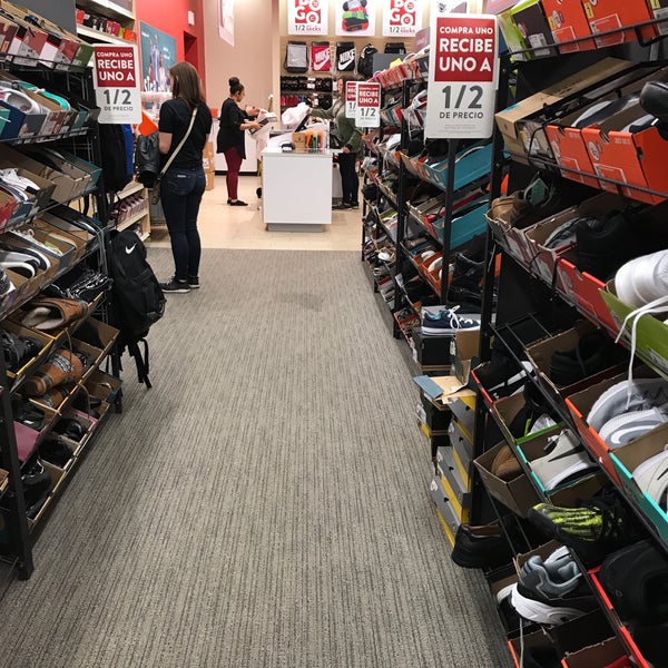 Famous footwear moa sale