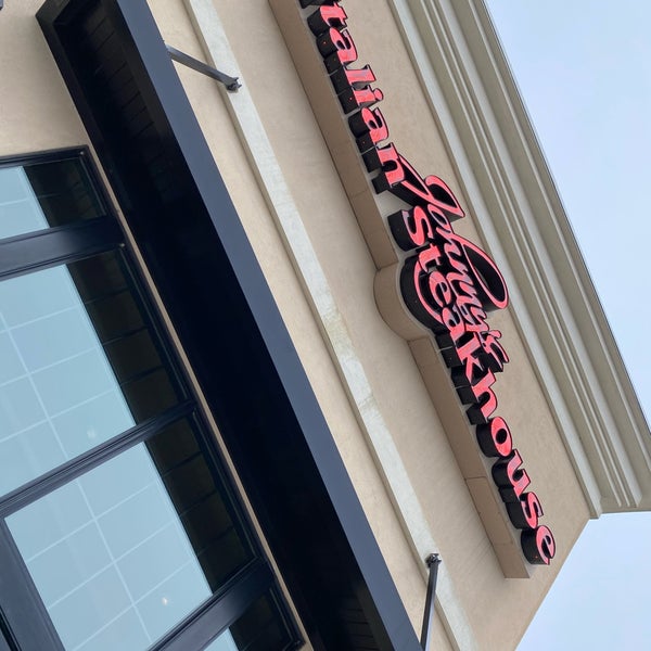 Johnny's Italian Steakhouse Steakhouse in Middleton