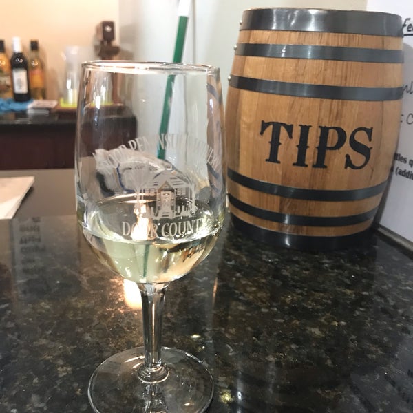 Das Foto wurde bei Door Peninsula Winery von Suzanne X. am 8/24/2019 aufgenommen