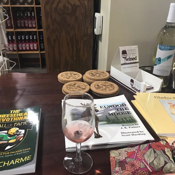 Foto scattata a Door Peninsula Winery da Suzanne X. il 8/24/2019