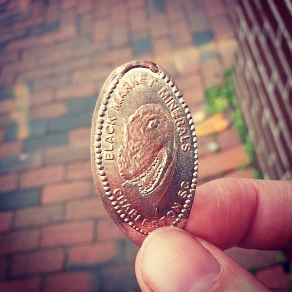 Black Market Minerals Jewelry Store in Downtown Charleston