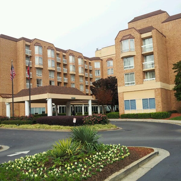 Hilton Atlanta Perimeter Suites Hotel in Atlanta
