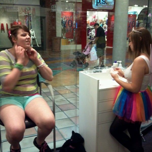 Foto diambil di Foothills Mall oleh Julie C. pada 6/16/2013
