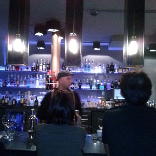 10/10/2013にMoira L.がDime Showroom, Restaurant &amp; Clubで撮った写真