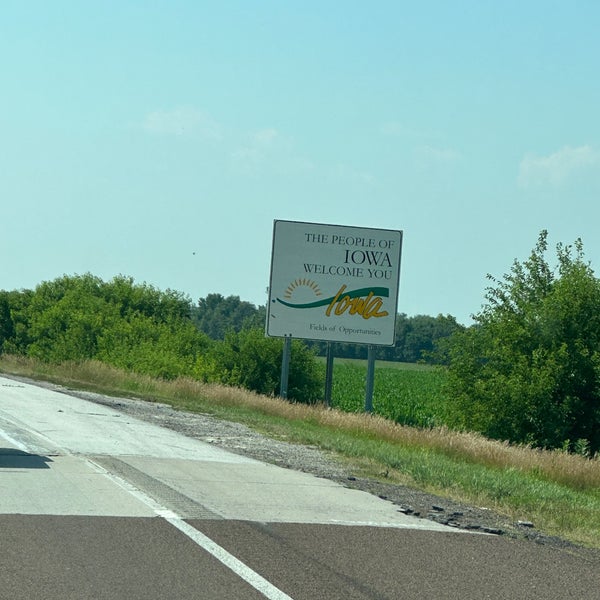 Iowa / Missouri State Line I29
