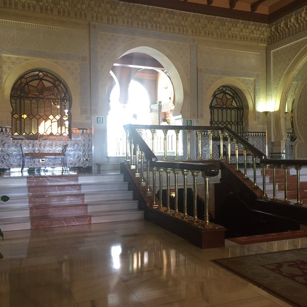 Das Foto wurde bei Hotel Alhambra Palace von Bader A. am 7/3/2016 aufgenommen