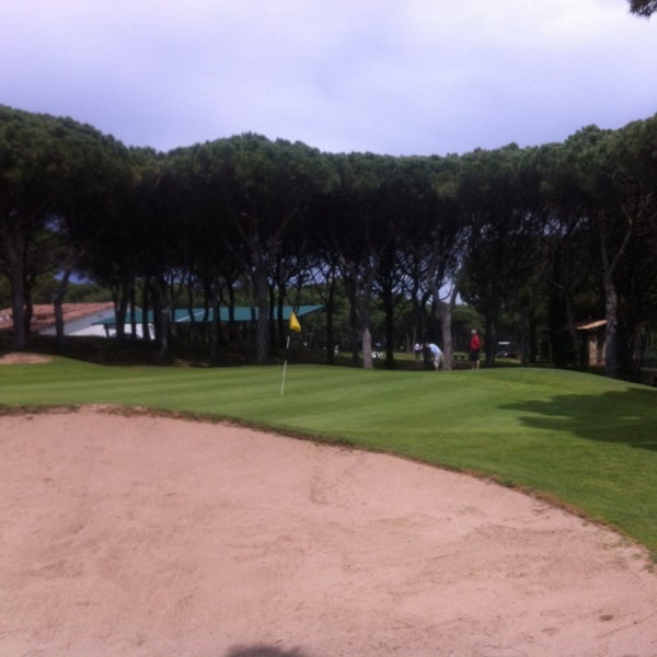 Photo taken at Golf Platja de Pals by Robbie D. on 5/19/2013
