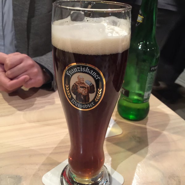 Photo taken at Essen Restaurant &amp; Beer Cafe by Dat H. on 5/14/2015