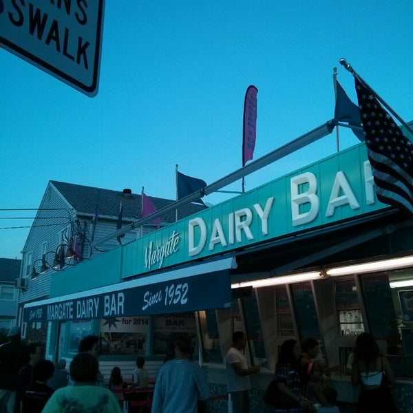 Foto diambil di Margate Dairy Bar &amp; Burger oleh Tom G. pada 7/30/2013