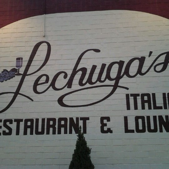 Photo taken at Lechuga&#39;s Italian Restaurant by Daniel A. on 12/13/2012
