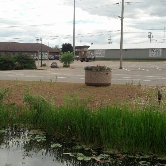 Huckleberry Harbor Sawyer St.