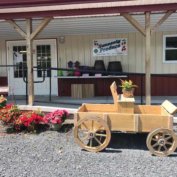 Sensenig Produce Farmers Market