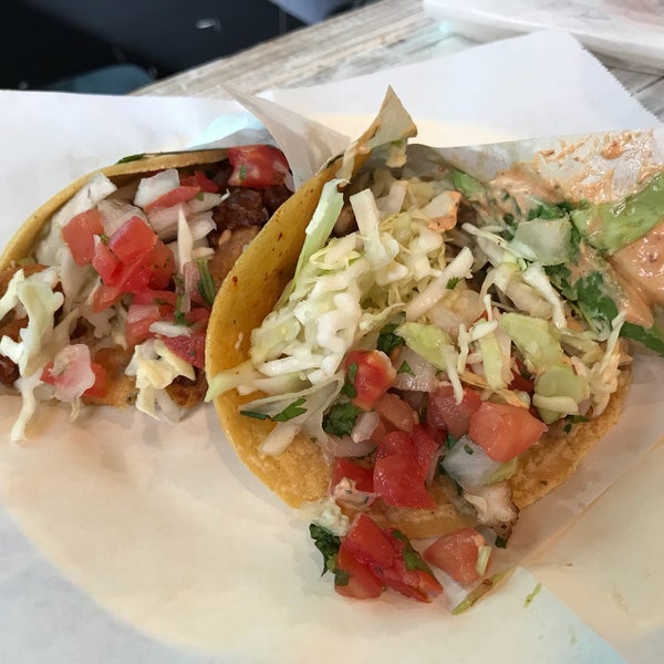 1/26/2018 tarihinde Marie Gooddayphoto W.ziyaretçi tarafından The Taco Stand Downtown'de çekilen fotoğraf