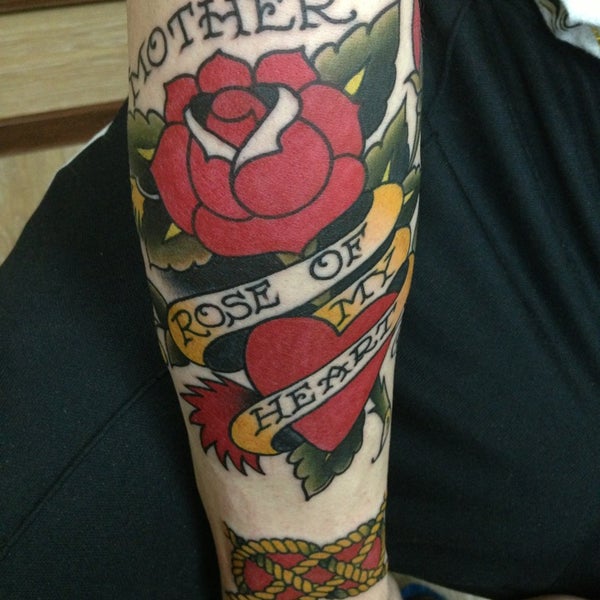 Das Foto wurde bei XK Tattoo von XK tattoo. Т. am 2/1/2013 aufgenommen