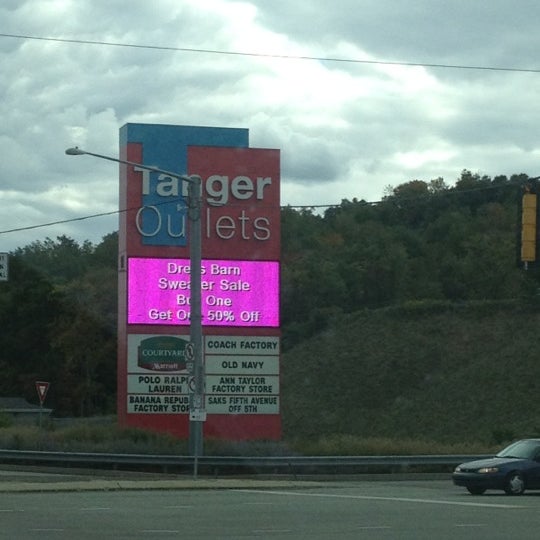 Photo taken at Tanger Outlets Pittsburgh by Brooke J. on 9/23/2012