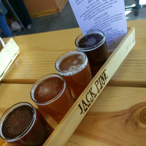 9/17/2016にEric W.がJack Pine Breweryで撮った写真