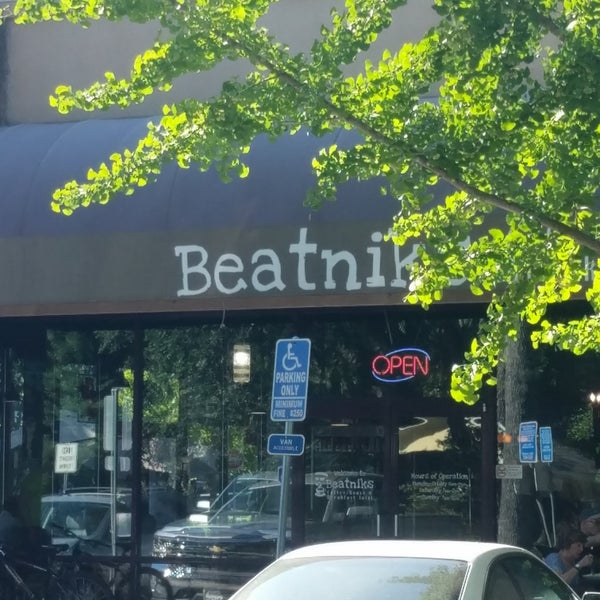 Photo taken at Beatniks Coffee House &amp; Breakfast Joint by Grant S. on 6/23/2019