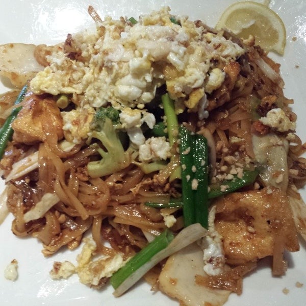Foto tomada en Thai Tanium Restaurant  por David K. el 5/29/2014