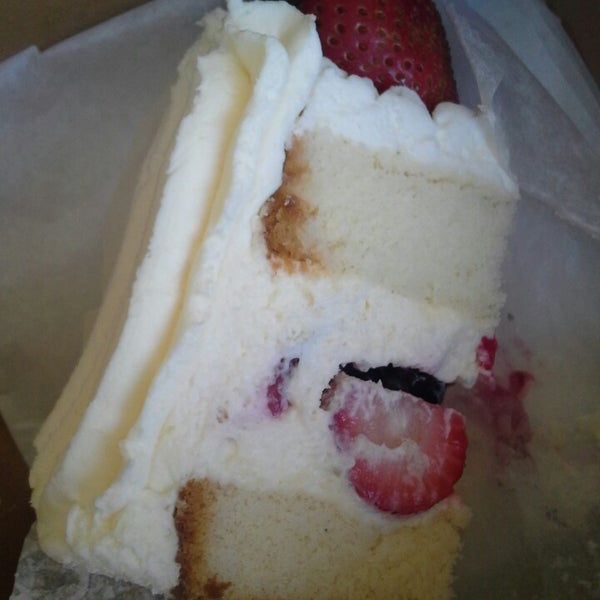 Photos at Bread Basket Cake Co. Bakery in Camarillo