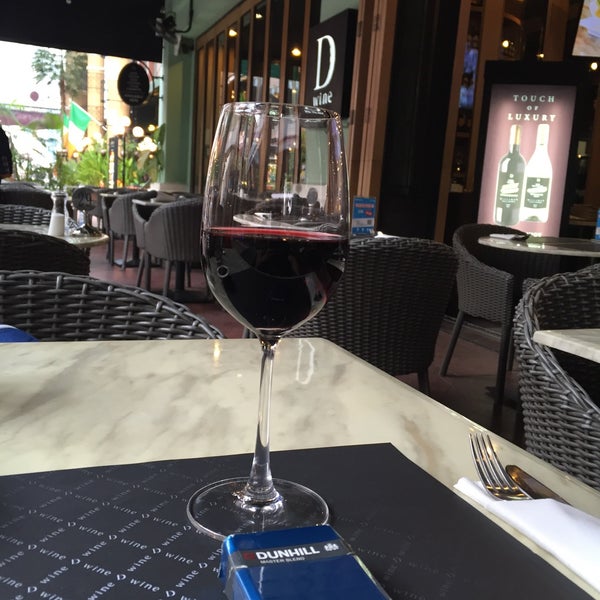 10/24/2015에 Ali Y.님이 D wine | Italian Bistro &amp; Wine Bar에서 찍은 사진