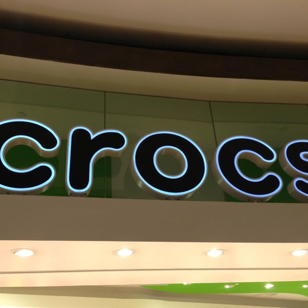 crocs bugis junction