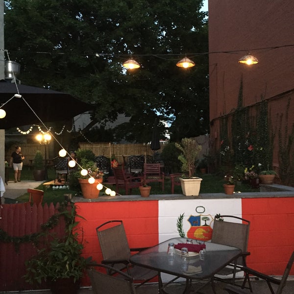 7/23/2015 tarihinde Jeff S.ziyaretçi tarafından Quenas Restaurant'de çekilen fotoğraf