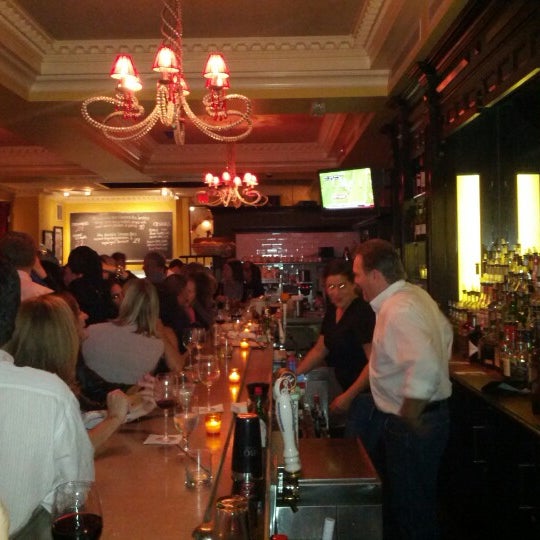 10/21/2012 tarihinde Jeff S.ziyaretçi tarafından Ruby&#39;s Oyster Bar &amp; Bistro'de çekilen fotoğraf