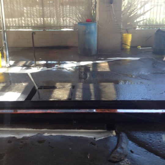 Tustin Car Wash (Now Closed) Automotive Repair Shop in Orange