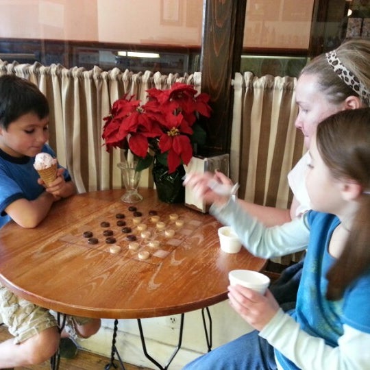 Photos at Scoops OldFashioned Ice Cream Store 99 W Plant St