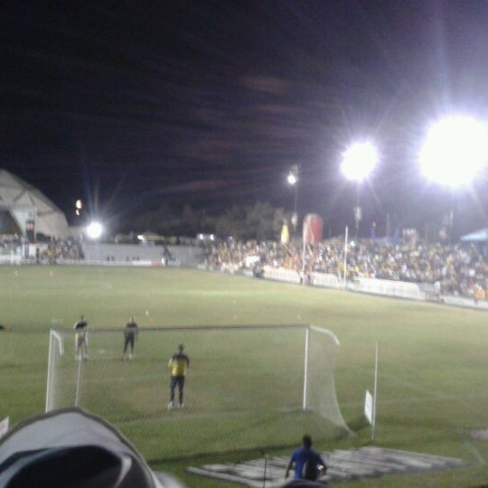 Foto tirada no(a) Estadio Altamira por Francisco B. em 1/23/2013